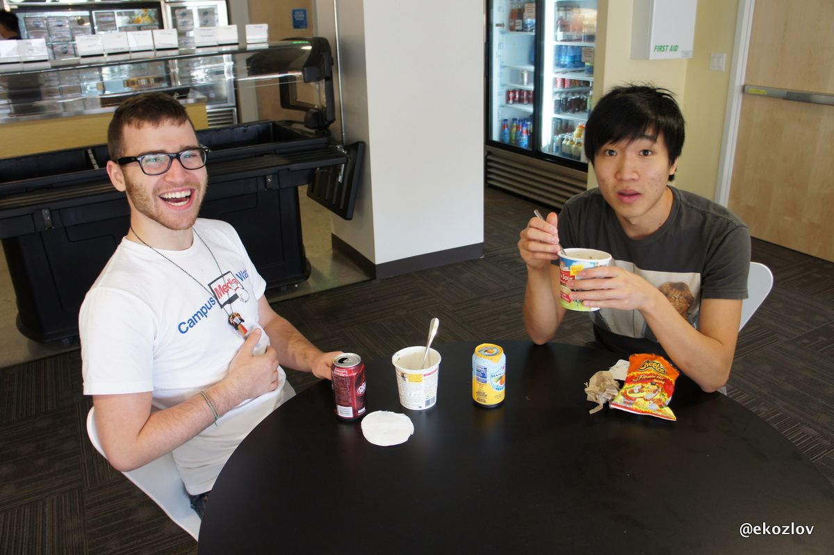 Inside Twitter's San Francisco office, photo 16