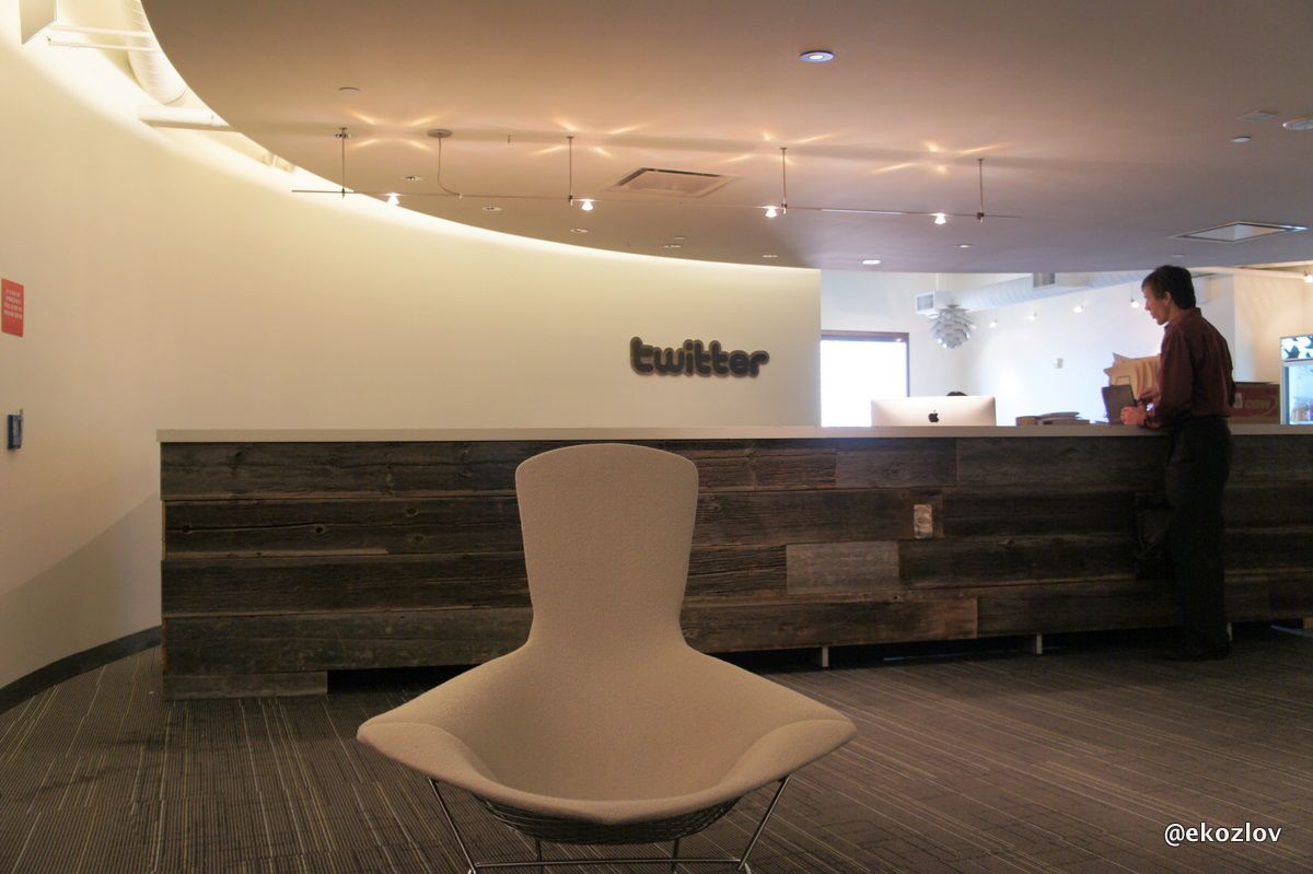 Inside Twitter's San Francisco office, photo 21